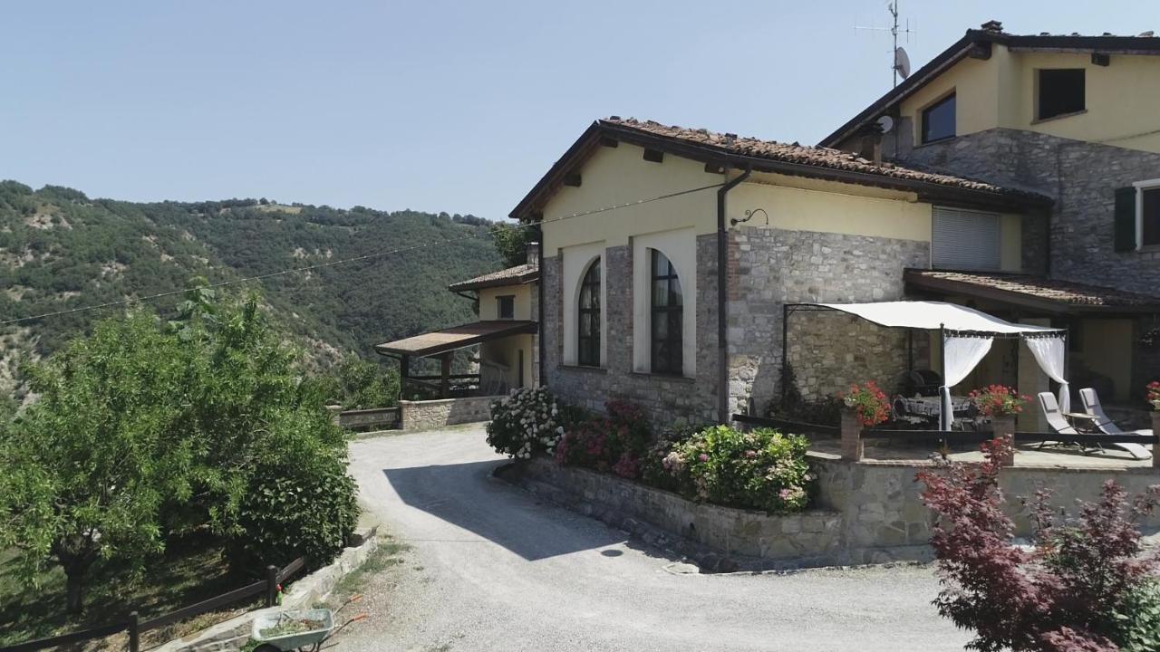L'Angolo Di Verlano Canossa ภายนอก รูปภาพ